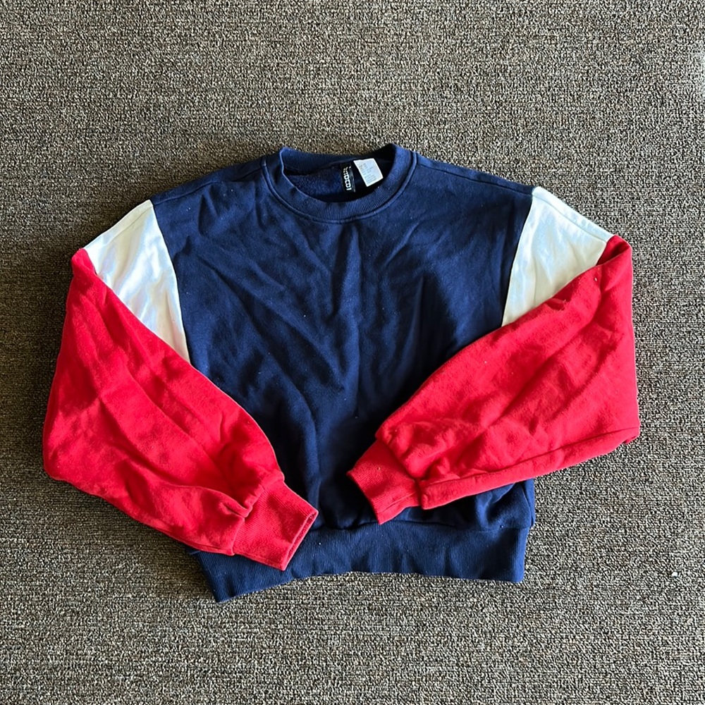 Cropped sweatshirt